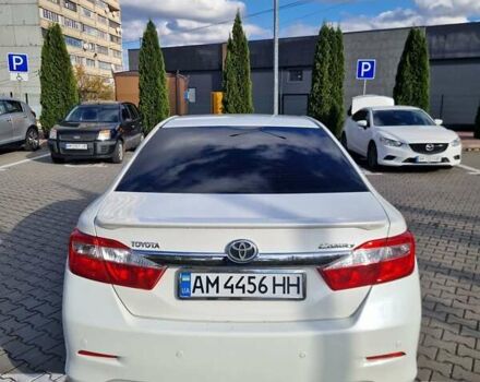 Тойота Камри 2011 в Житомире на Automoto.ua Белый Тойота Камри, объемом двигателя 2.4 л и пробегом 285 тыс. км за 13500 $, фото 5 на Automoto.ua