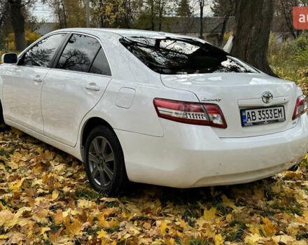 Тойота Камри 2011 в Виннице на Automoto.ua Белый Тойота Камри, объемом двигателя 2.5 л и пробегом 230 тыс. км за 10250 $, фото 14 на Automoto.ua