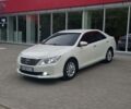 Белый Тойота Камри, объемом двигателя 2.5 л и пробегом 158 тыс. км за 15500 $, фото 1 на Automoto.ua