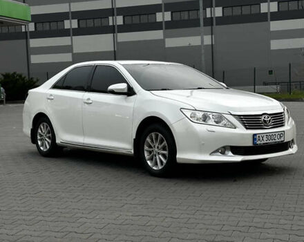 Білий Тойота Камрі, об'ємом двигуна 2.49 л та пробігом 233 тис. км за 12700 $, фото 7 на Automoto.ua