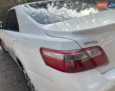 Белый Тойота Камри, объемом двигателя 2.36 л и пробегом 263 тыс. км за 10000 $, фото 10 на Automoto.ua