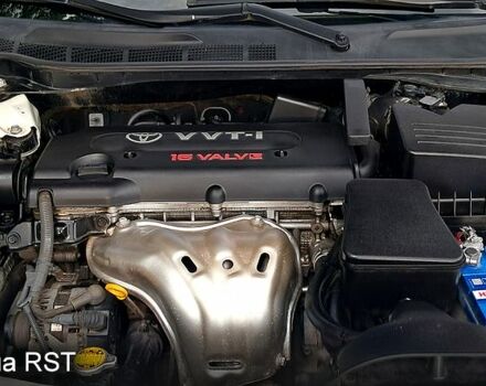 Белый Тойота Камри, объемом двигателя 2.4 л и пробегом 163 тыс. км за 8800 $, фото 8 на Automoto.ua