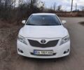 Белый Тойота Камри, объемом двигателя 2.36 л и пробегом 195 тыс. км за 10500 $, фото 1 на Automoto.ua