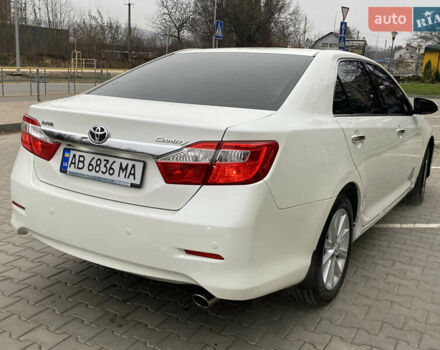 Білий Тойота Камрі, об'ємом двигуна 2.49 л та пробігом 256 тис. км за 11900 $, фото 5 на Automoto.ua