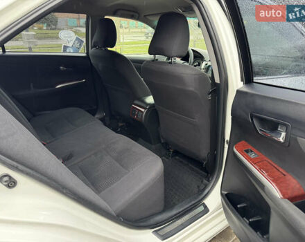 Белый Тойота Камри, объемом двигателя 2.5 л и пробегом 152 тыс. км за 12700 $, фото 23 на Automoto.ua