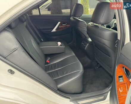 Белый Тойота Камри, объемом двигателя 0 л и пробегом 135 тыс. км за 14500 $, фото 34 на Automoto.ua