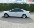 Белый Тойота Камри, объемом двигателя 3.5 л и пробегом 235 тыс. км за 12800 $, фото 1 на Automoto.ua