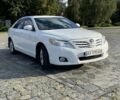 Белый Тойота Камри, объемом двигателя 2.36 л и пробегом 210 тыс. км за 12100 $, фото 3 на Automoto.ua