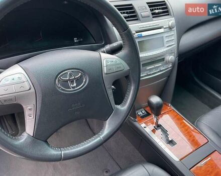 Белый Тойота Камри, объемом двигателя 2.36 л и пробегом 83 тыс. км за 13850 $, фото 9 на Automoto.ua