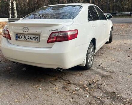 Белый Тойота Камри, объемом двигателя 2.36 л и пробегом 263 тыс. км за 10000 $, фото 7 на Automoto.ua
