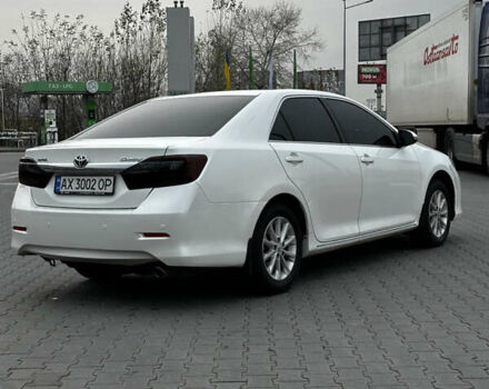 Білий Тойота Камрі, об'ємом двигуна 2.49 л та пробігом 233 тис. км за 12700 $, фото 5 на Automoto.ua