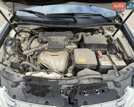 Белый Тойота Камри, объемом двигателя 2.5 л и пробегом 242 тыс. км за 13700 $, фото 24 на Automoto.ua