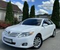 Белый Тойота Камри, объемом двигателя 3.5 л и пробегом 156 тыс. км за 12900 $, фото 1 на Automoto.ua