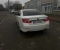 Белый Тойота Камри, объемом двигателя 2.5 л и пробегом 273 тыс. км за 12200 $, фото 4 на Automoto.ua