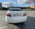 Белый Тойота Камри, объемом двигателя 2.36 л и пробегом 210 тыс. км за 12100 $, фото 7 на Automoto.ua
