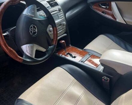 Белый Тойота Камри, объемом двигателя 2.36 л и пробегом 263 тыс. км за 10000 $, фото 18 на Automoto.ua