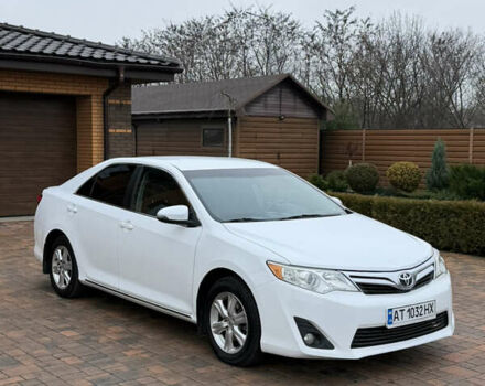 Белый Тойота Камри, объемом двигателя 2.5 л и пробегом 277 тыс. км за 10700 $, фото 5 на Automoto.ua