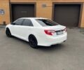 Белый Тойота Камри, объемом двигателя 3.5 л и пробегом 257 тыс. км за 13000 $, фото 2 на Automoto.ua