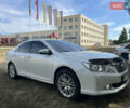 Белый Тойота Камри, объемом двигателя 2.49 л и пробегом 234 тыс. км за 14000 $, фото 2 на Automoto.ua