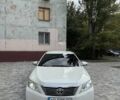 Білий Тойота Камрі, об'ємом двигуна 2.5 л та пробігом 185 тис. км за 14000 $, фото 2 на Automoto.ua