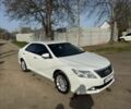 Білий Тойота Камрі, об'ємом двигуна 2.5 л та пробігом 205 тис. км за 8047 $, фото 1 на Automoto.ua
