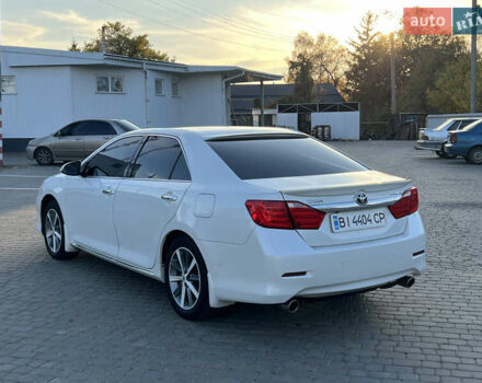 Тойота Камри 2012 в Козельщине на Automoto.ua Белый Тойота Камри, объемом двигателя 2.5 л и пробегом 182 тыс. км за 14000 $, фото 9 на Automoto.ua