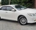 Белый Тойота Камри, объемом двигателя 2.5 л и пробегом 114 тыс. км за 6300 $, фото 1 на Automoto.ua
