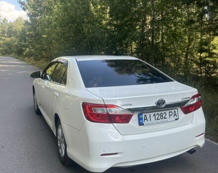 Белый Тойота Камри, объемом двигателя 2.5 л и пробегом 184 тыс. км за 12000 $, фото 10 на Automoto.ua