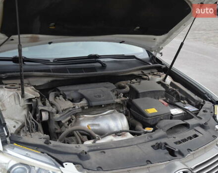 Белый Тойота Камри, объемом двигателя 2.5 л и пробегом 217 тыс. км за 15100 $, фото 76 на Automoto.ua