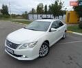 Белый Тойота Камри, объемом двигателя 2.5 л и пробегом 236 тыс. км за 13500 $, фото 1 на Automoto.ua