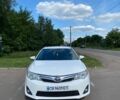 Белый Тойота Камри, объемом двигателя 2.49 л и пробегом 280 тыс. км за 11000 $, фото 1 на Automoto.ua
