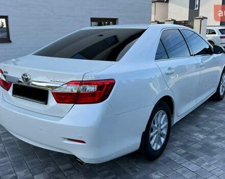 Білий Тойота Камрі, об'ємом двигуна 2.49 л та пробігом 135 тис. км за 13800 $, фото 5 на Automoto.ua