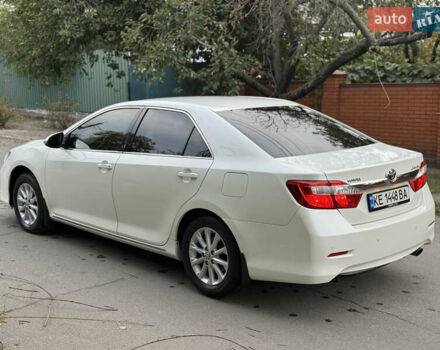 Белый Тойота Камри, объемом двигателя 2.5 л и пробегом 106 тыс. км за 12300 $, фото 6 на Automoto.ua