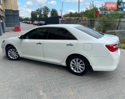 Белый Тойота Камри, объемом двигателя 2.5 л и пробегом 220 тыс. км за 15450 $, фото 16 на Automoto.ua