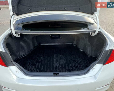 Тойота Камри 2012 в Козельщине на Automoto.ua Белый Тойота Камри, объемом двигателя 2.5 л и пробегом 182 тыс. км за 14000 $, фото 89 на Automoto.ua