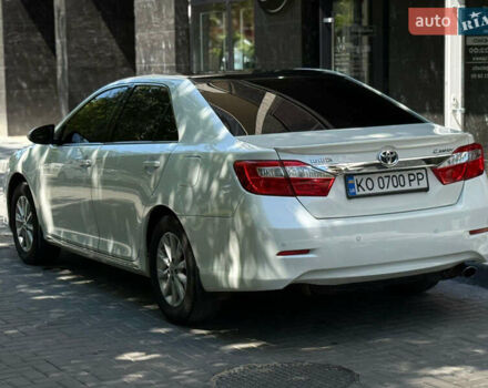Белый Тойота Камри, объемом двигателя 2.49 л и пробегом 231 тыс. км за 11999 $, фото 12 на Automoto.ua