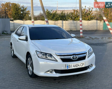 Тойота Камри 2012 в Козельщине на Automoto.ua Белый Тойота Камри, объемом двигателя 2.5 л и пробегом 182 тыс. км за 14000 $, фото 18 на Automoto.ua