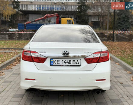 Белый Тойота Камри, объемом двигателя 2.49 л и пробегом 106 тыс. км за 12700 $, фото 7 на Automoto.ua