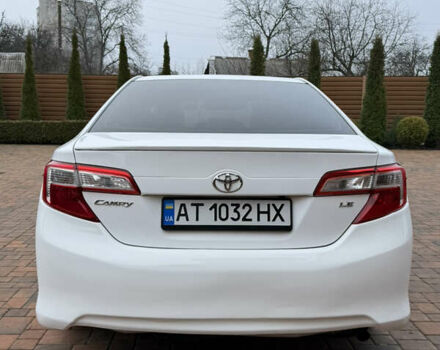 Белый Тойота Камри, объемом двигателя 2.5 л и пробегом 277 тыс. км за 10700 $, фото 4 на Automoto.ua