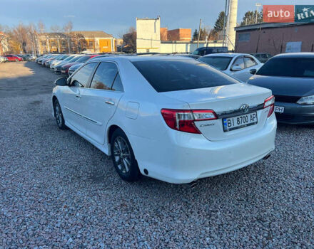 Белый Тойота Камри, объемом двигателя 2.5 л и пробегом 170 тыс. км за 11200 $, фото 6 на Automoto.ua