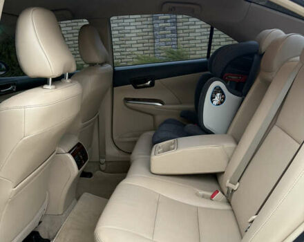 Білий Тойота Камрі, об'ємом двигуна 2.49 л та пробігом 236 тис. км за 12500 $, фото 8 на Automoto.ua