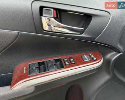 Белый Тойота Камри, объемом двигателя 2.49 л и пробегом 106 тыс. км за 12700 $, фото 21 на Automoto.ua