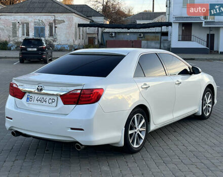 Тойота Камри 2012 в Козельщине на Automoto.ua Белый Тойота Камри, объемом двигателя 2.5 л и пробегом 182 тыс. км за 14000 $, фото 24 на Automoto.ua