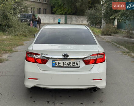 Белый Тойота Камри, объемом двигателя 2.5 л и пробегом 106 тыс. км за 12300 $, фото 5 на Automoto.ua