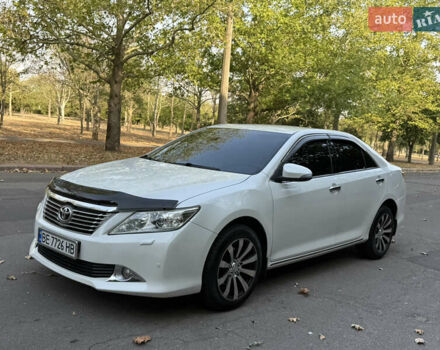 Білий Тойота Камрі, об'ємом двигуна 2.5 л та пробігом 199 тис. км за 12300 $, фото 17 на Automoto.ua