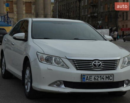 Белый Тойота Камри, объемом двигателя 2.5 л и пробегом 217 тыс. км за 15100 $, фото 25 на Automoto.ua