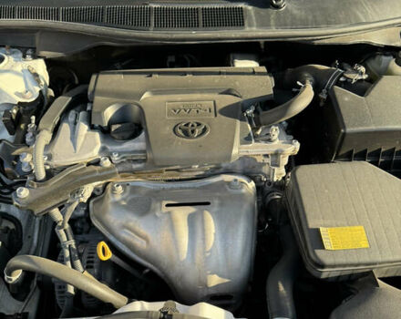Білий Тойота Камрі, об'ємом двигуна 2.5 л та пробігом 182 тис. км за 15000 $, фото 54 на Automoto.ua