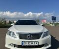Білий Тойота Камрі, об'ємом двигуна 2.5 л та пробігом 183 тис. км за 14400 $, фото 1 на Automoto.ua
