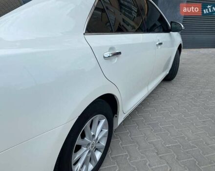 Белый Тойота Камри, объемом двигателя 2.5 л и пробегом 220 тыс. км за 15450 $, фото 15 на Automoto.ua