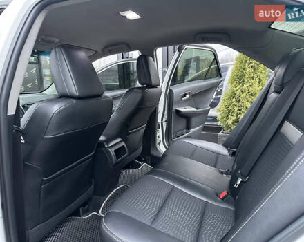 Білий Тойота Камрі, об'ємом двигуна 2.5 л та пробігом 180 тис. км за 11400 $, фото 15 на Automoto.ua